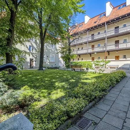 Unique Old Town 2br Stara 7